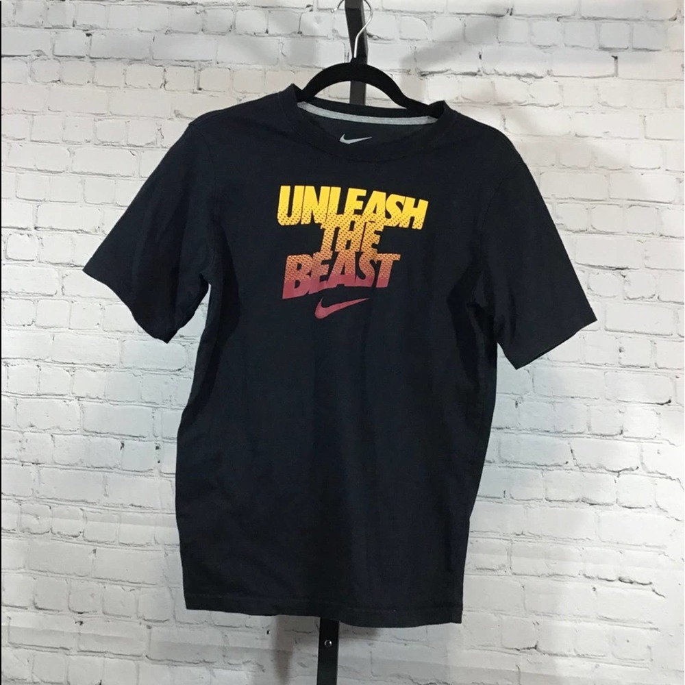Nike Unleash The Beast T-shirt Black Size XL